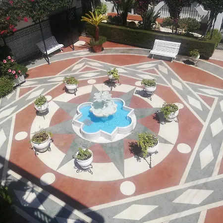 Apartamento Trocadero Ap18 *